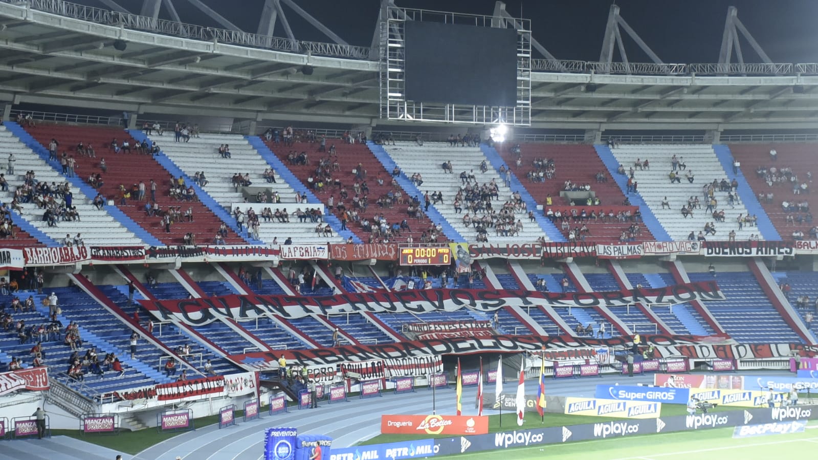 Escasa asistencia en el Metropolitano.El capitán