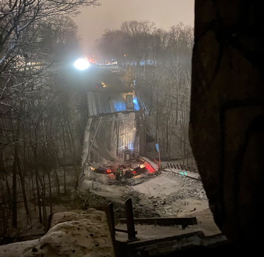 Foto de Jeremy Habowski del colapso del puente de Pittsburg.