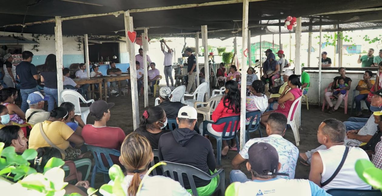 Socialización con la comunidad de Puerto Mocho.