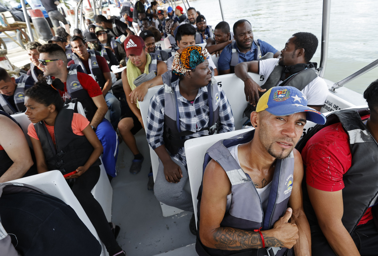 Migrantes en el Darién.