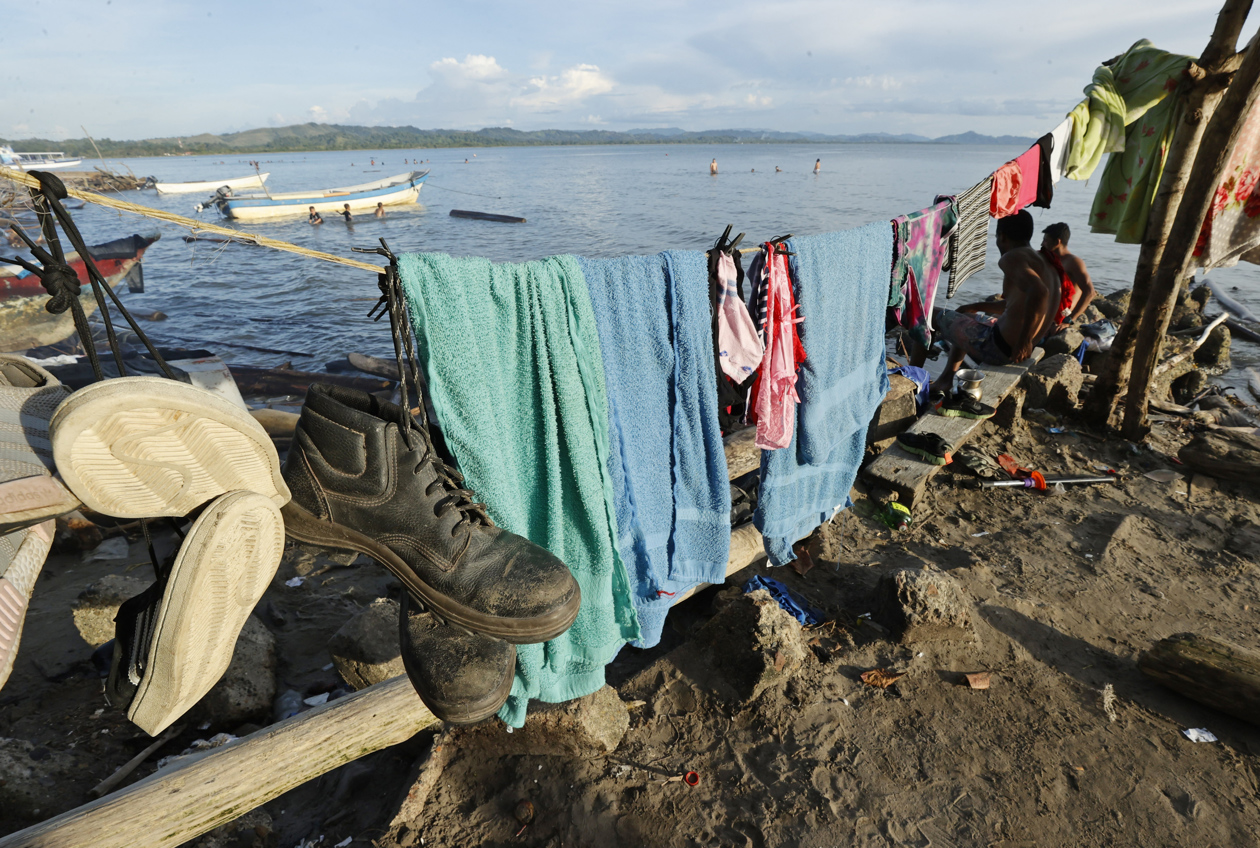 Migrantes en el Darién.