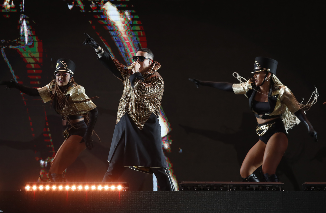 Daddy Yankee se presentó con un multitudinario concierto en el estadio Pascual Guerrero, en Cali.