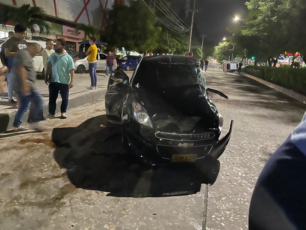 Aparatoso accidente en la calle 93 con 46