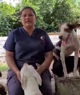 Liliana Morales, de la Fundación Animalista Dando Amor Sanador.