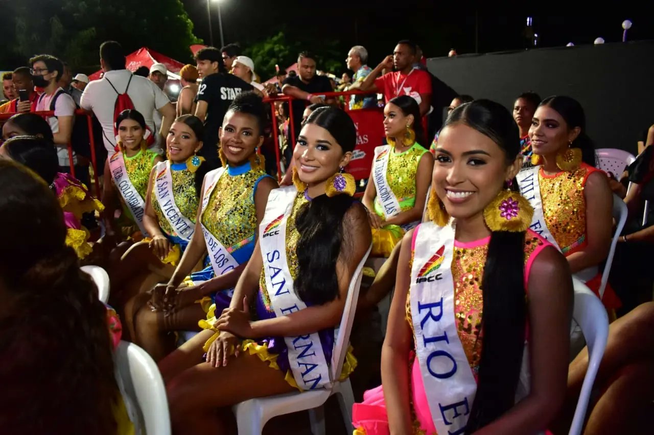 Grupo de candidatas.