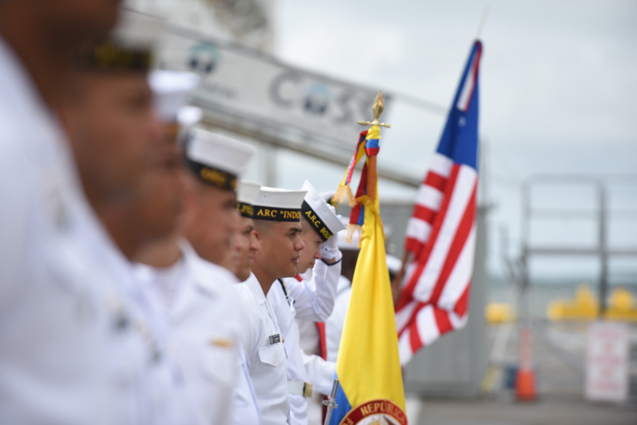 El Presidente Petro en el buque hospital USNS Comfort. 
