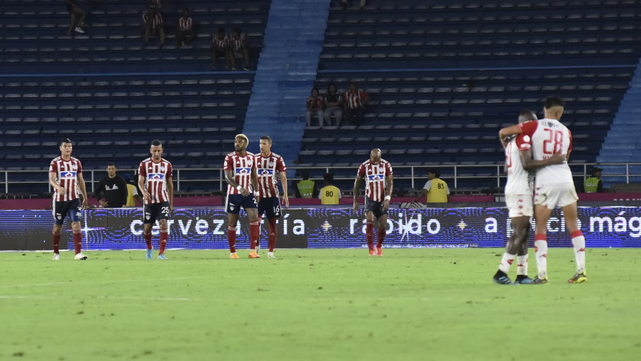 La decepción 'tiburona' y la celebración santafereña.