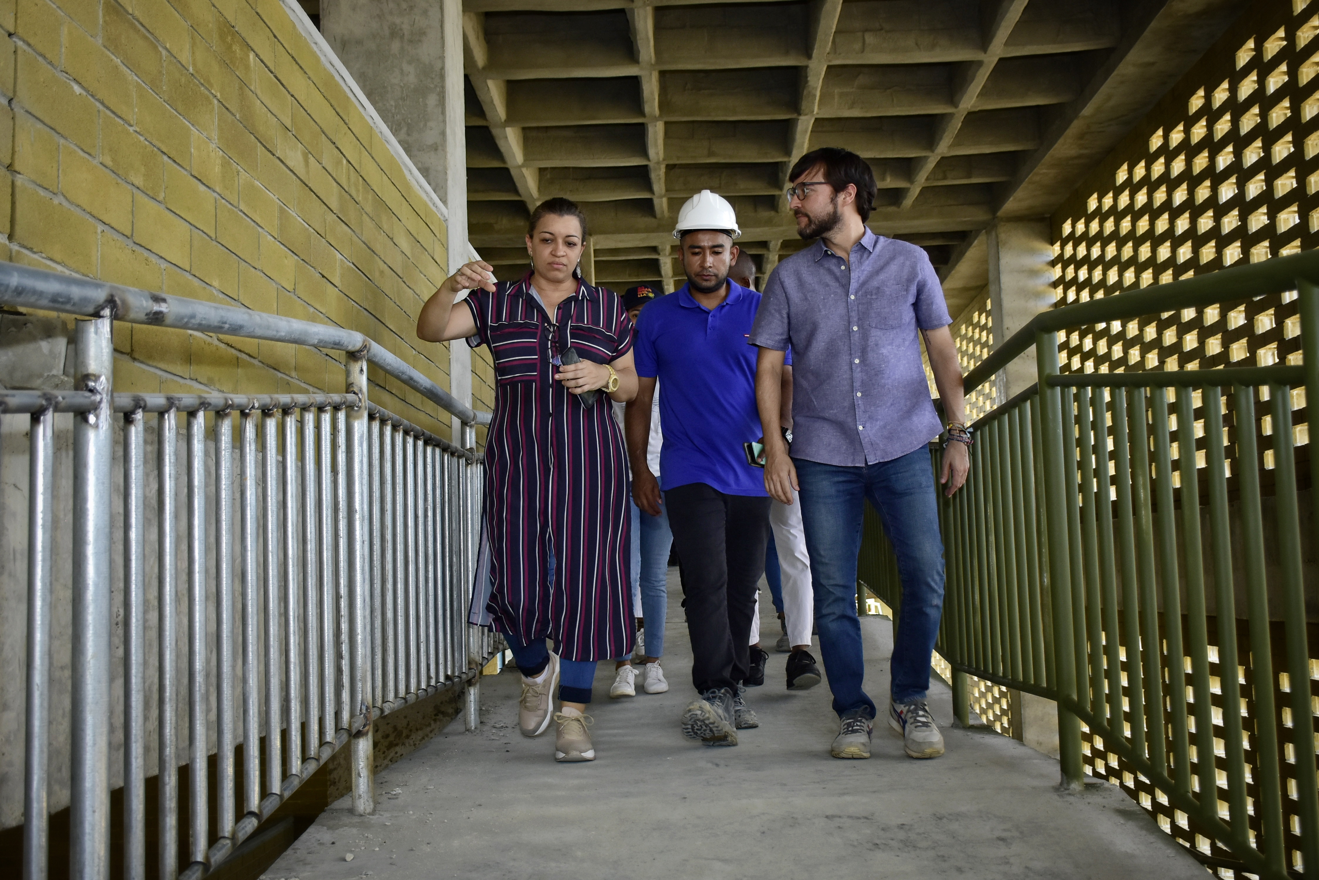 Visita del alcalde Pumarejo a las obras de la IED Nuevo Bosque.