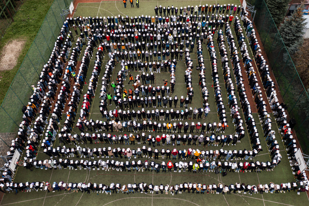 Estudiantes de diversas instituciones educativas en Jaroslaw, Polonia.