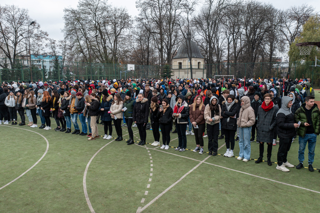 Estudiantes de diversas instituciones educativas en Jaroslaw, Polonia.