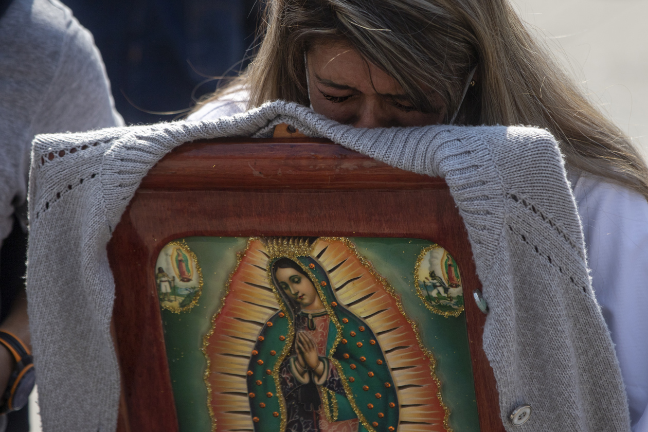 Mexicanos celebran el Día de la Virgen de Guadalupe.