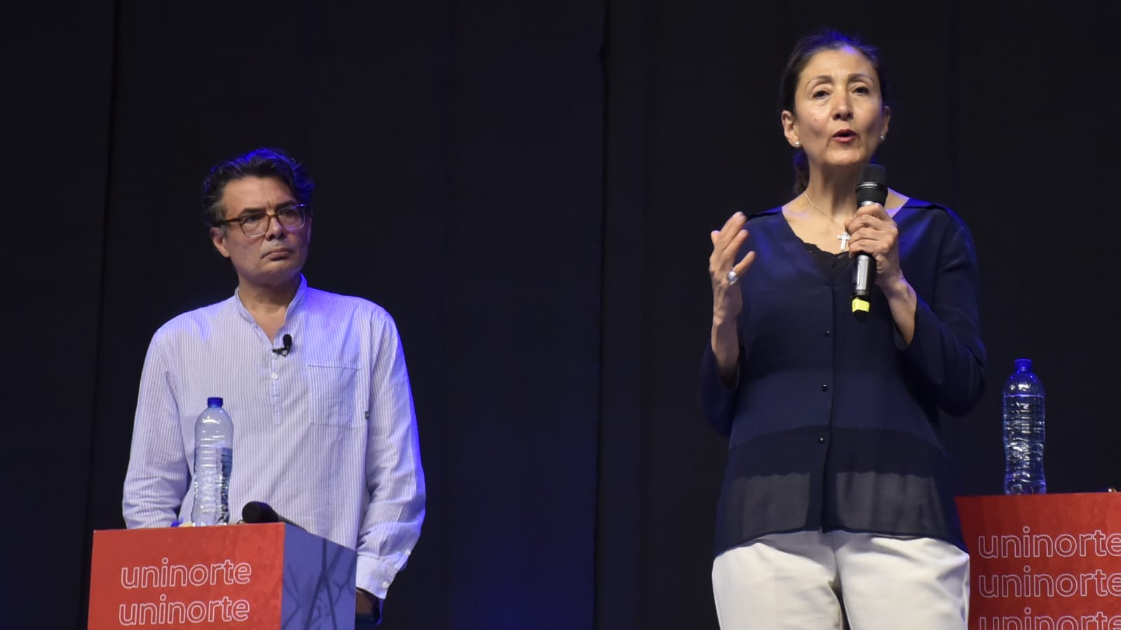 Los candidatos Alejandro Gaviria e Íngrid Betancourt.