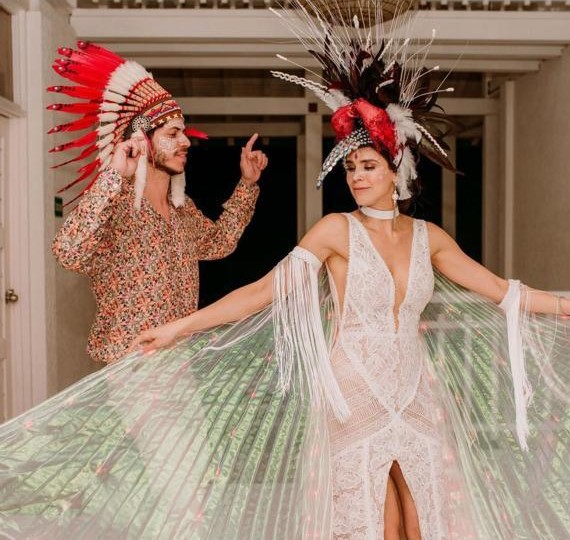 El indio que cazó al pájaro (Andreína) en el Carnaval de Barranquilla. 