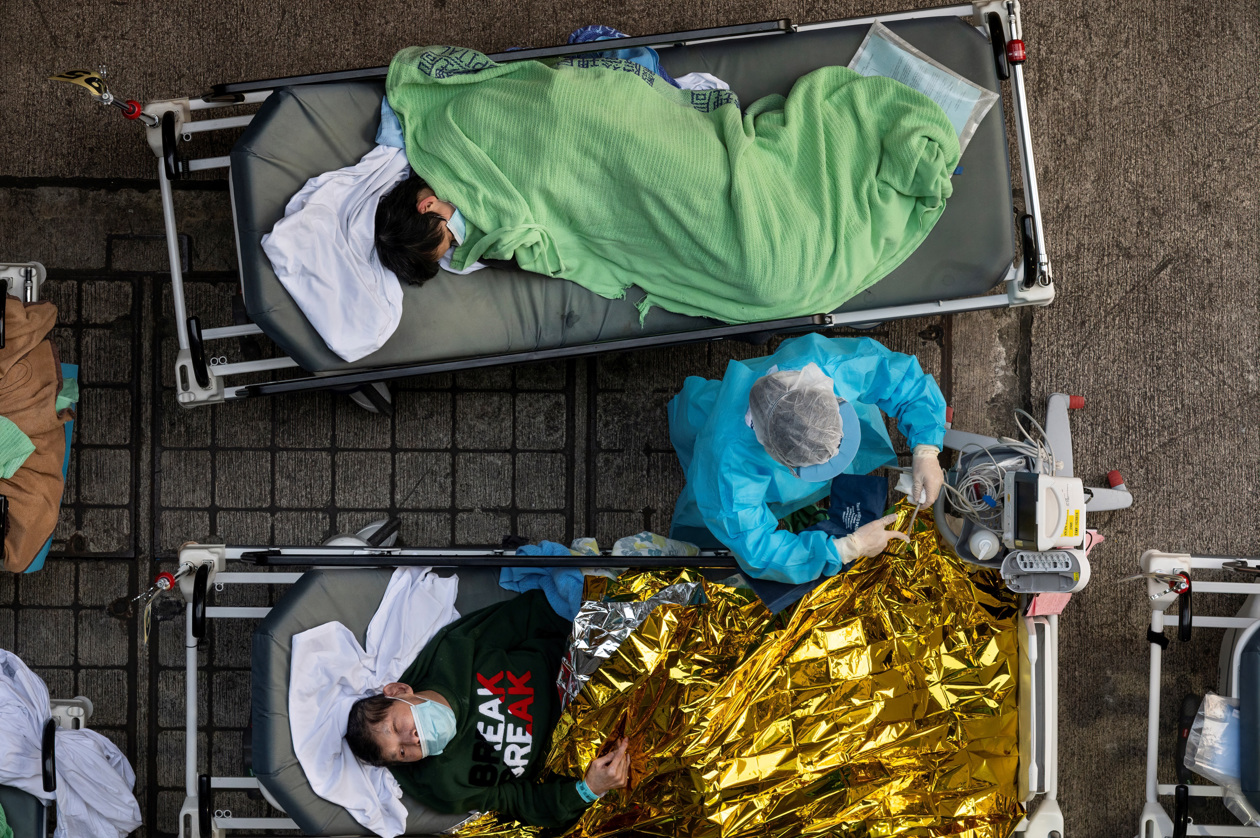 Colapso hospitalario en Hong Kong.