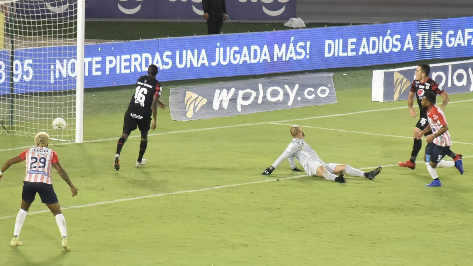 El golazo de 'Cariaco' González.