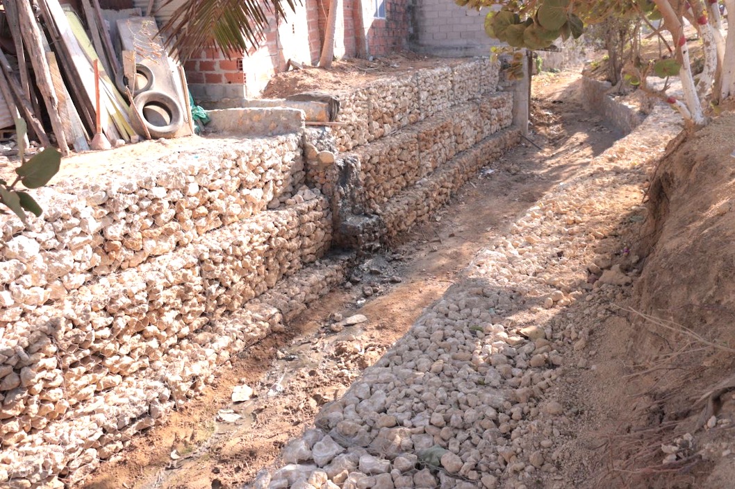 Obras de protección en los arroyos.