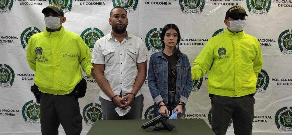 Poliucía Nacional Alias 'El veneco' y 'La Barby'.