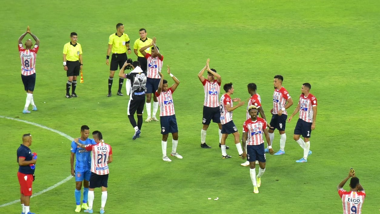 Celebración juniorista al final del partido.
