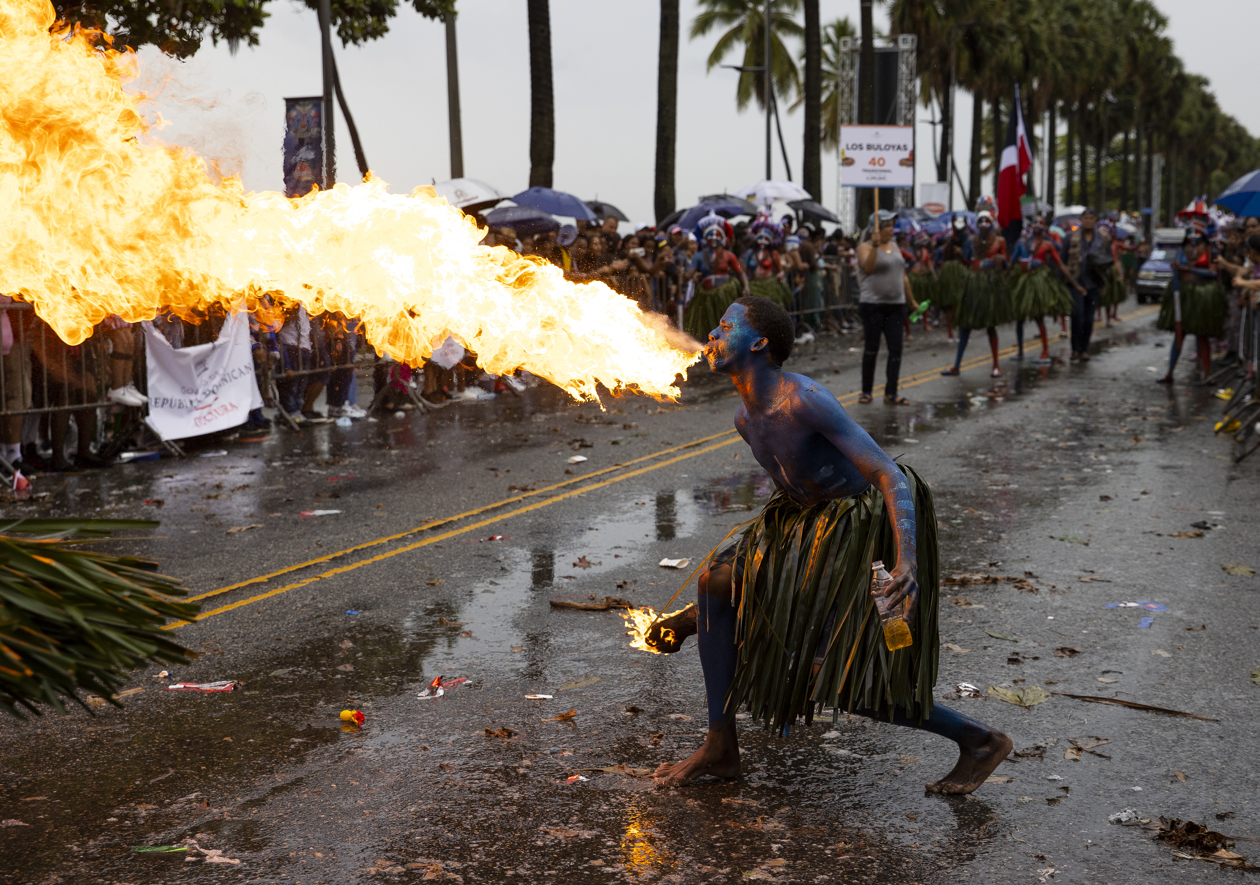 Comparsas participan hoy en el Desfile Nacional de Carnaval 2022
