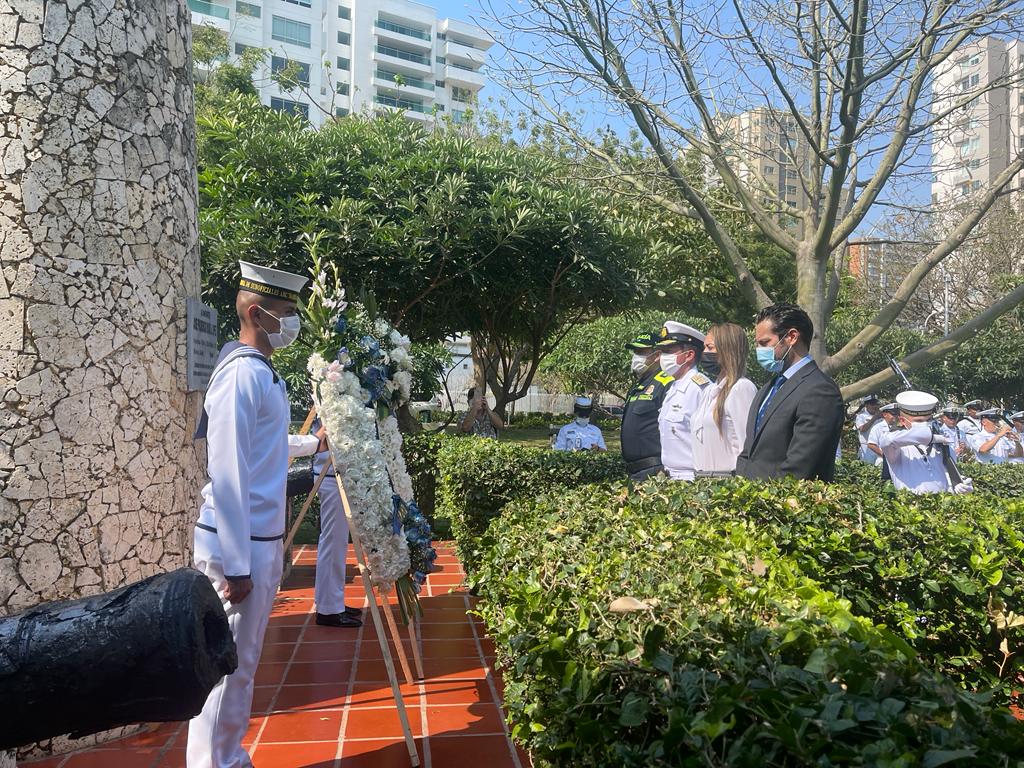 Homenaje al héroe Almirante Padilla.