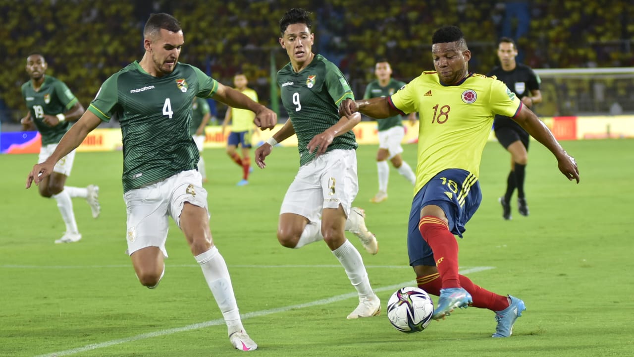 Fran Fabra frente a Luis Haquin.