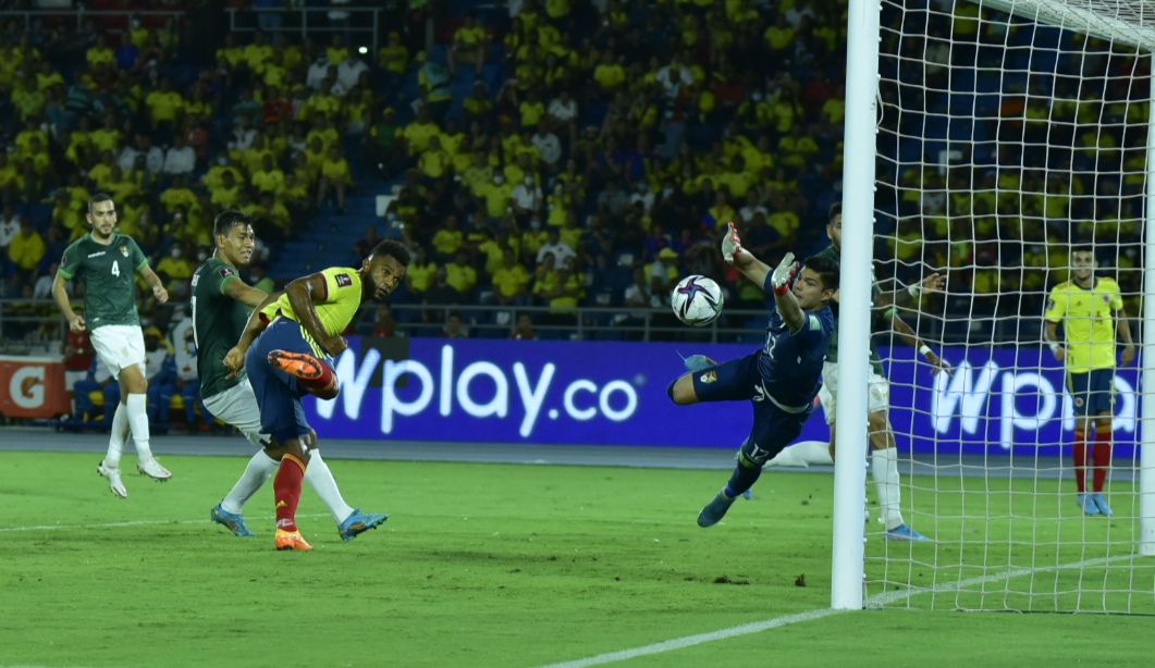 Secuencia del gol de Miguel Ángel Borja.