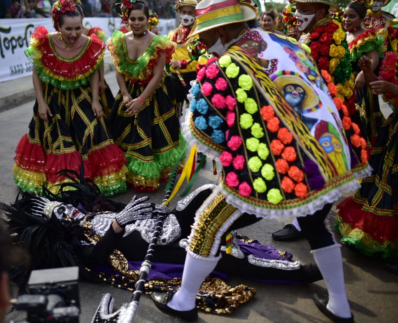 La muerte vencida por los garabateros.