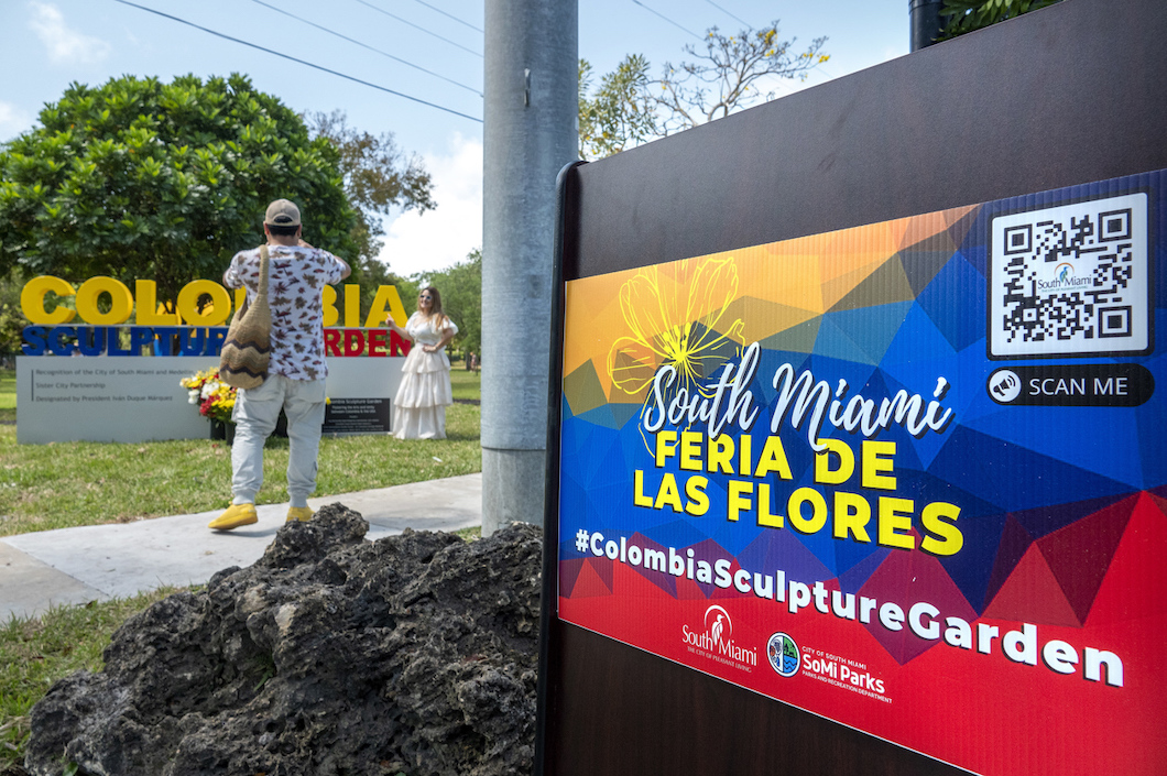 Entrada del Jardín Colombiano en South Miami.