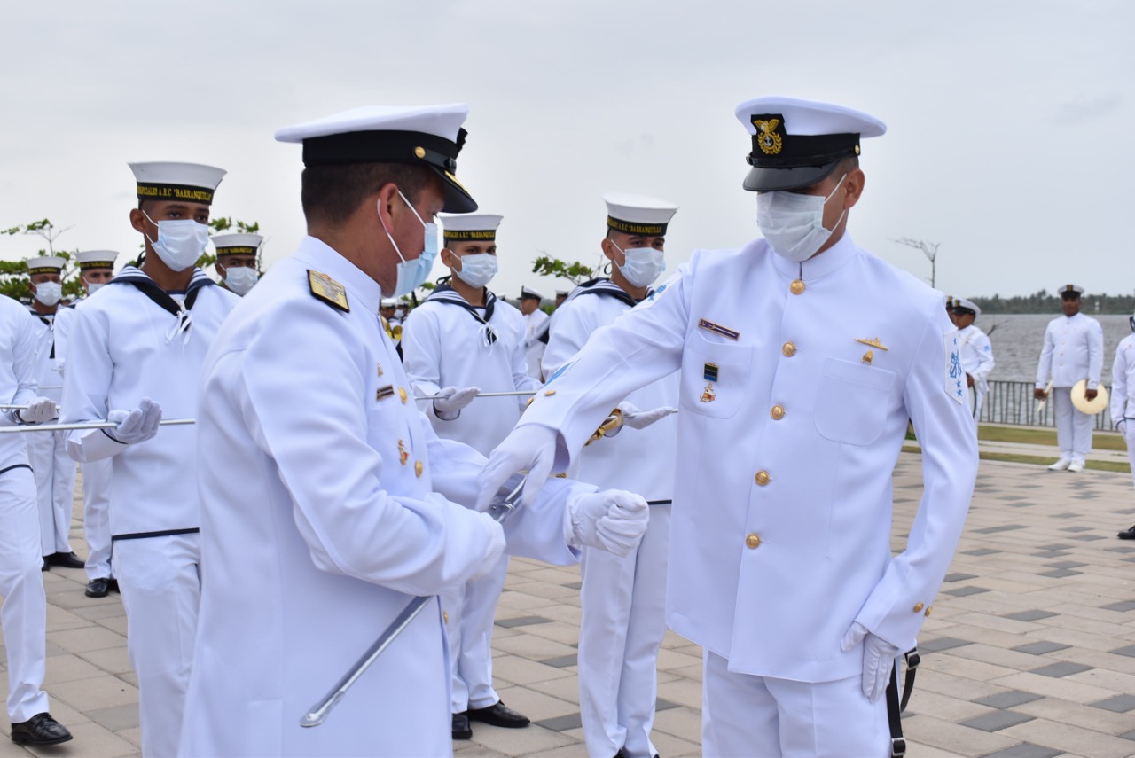 Uno de los suboficiales condecorados por la Armada de Colombia.