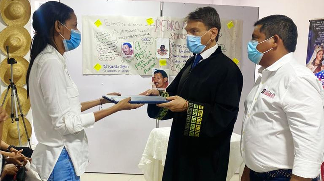 Entrega de restos óseos de Pedro Martínez Gamero