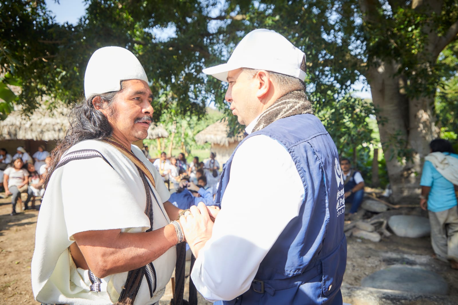 Defensor del Pueblo visitó pueblo arhuaco en la Sierra Nevada