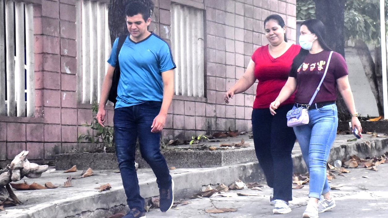 Jóvenes decidieron acogerse al levantamiento de la restricción.