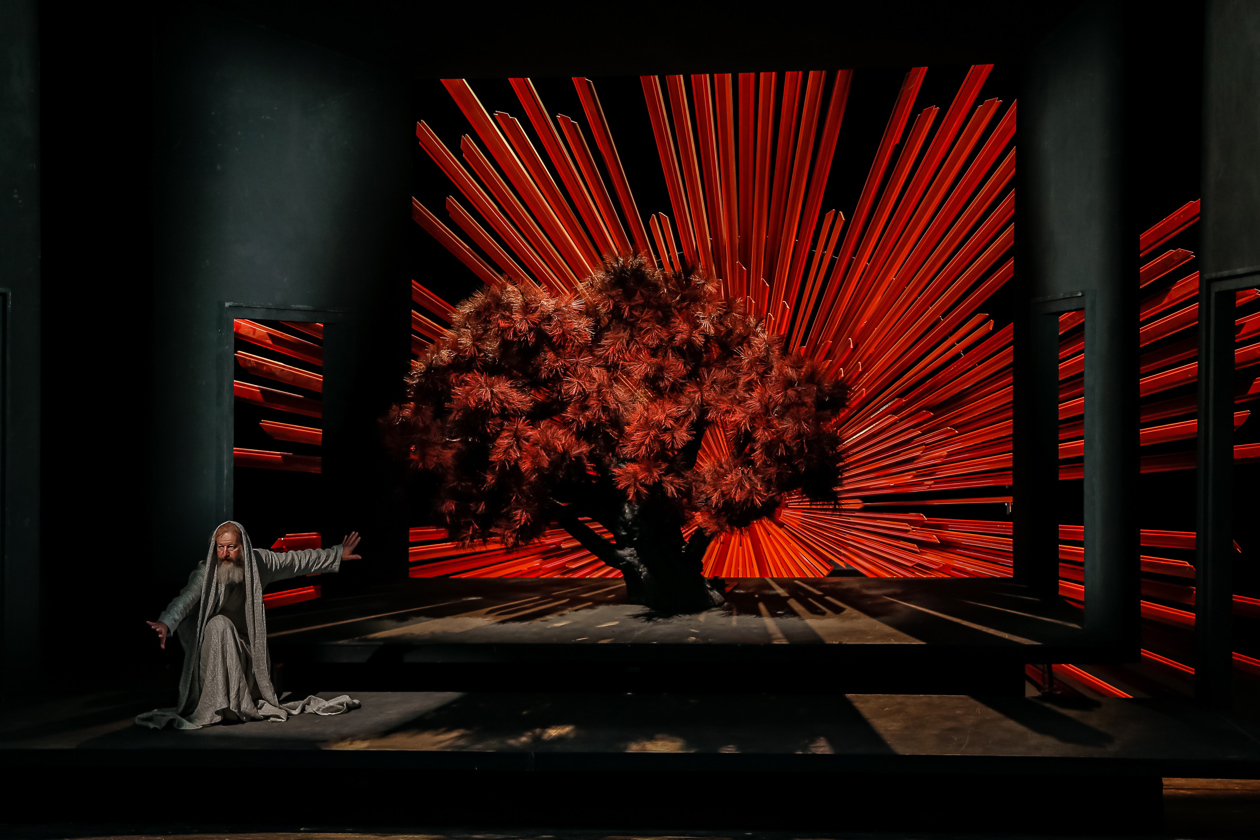 Escena de las 42 obra de teatro de la Pasión de Oberammergau.