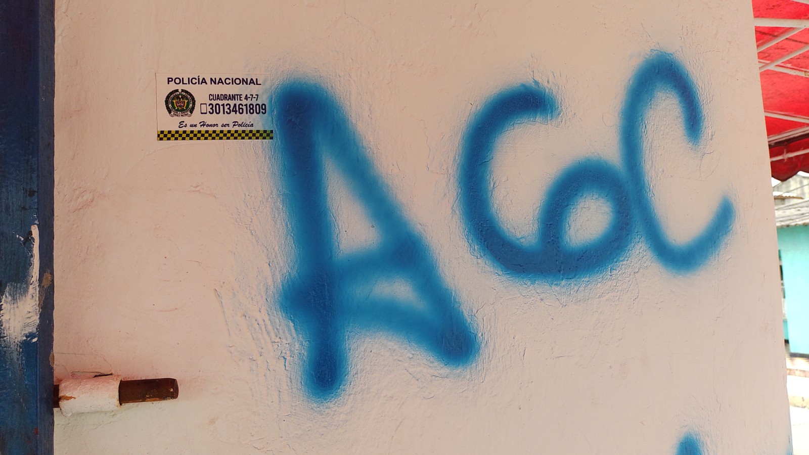 Grafitis en tiendas en Barranquilla