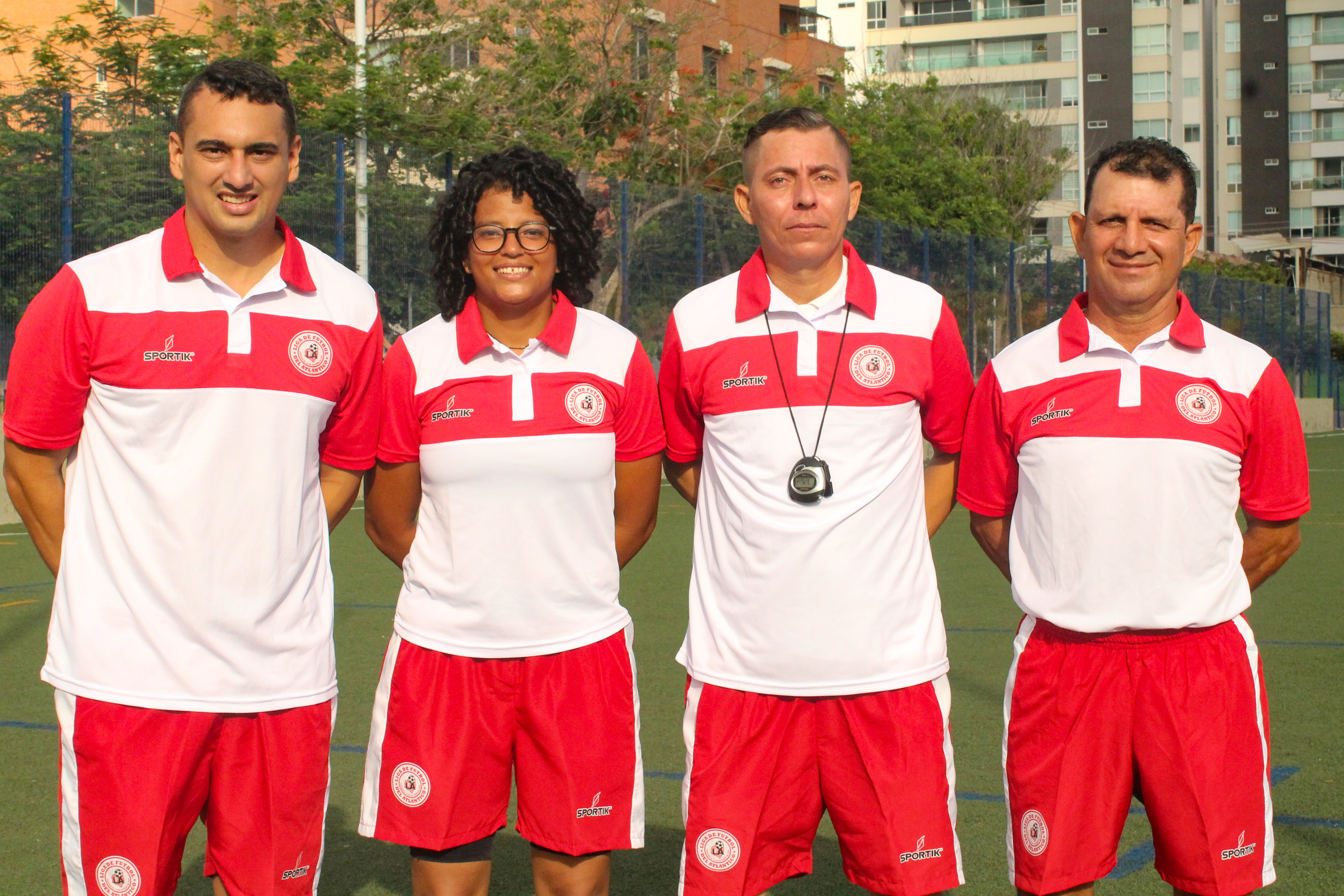 Cuerpo técnico de la Selección Atlántico Sub 15 femenina.David Vásquez - DT, María Villamizar - entrenadora de arqueras, Jairo Ondategui, asistente, y Alberto Montero - PF