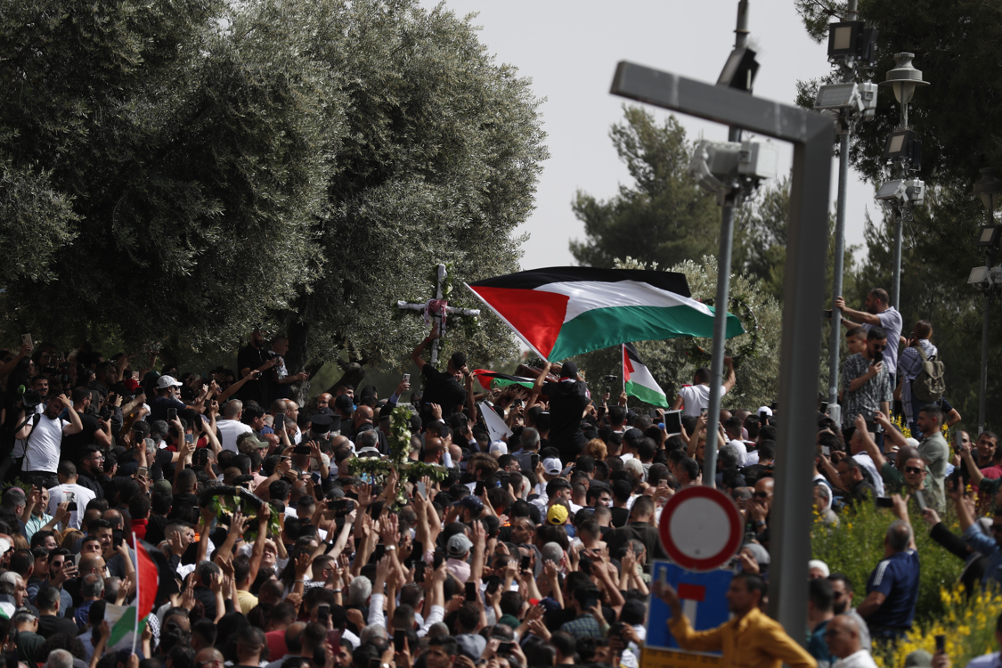 Imagen del funeral de la periodista Shireen Abu Akleh.