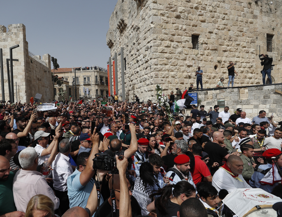 Imagen del funeral de la periodista Shireen Abu Akleh.