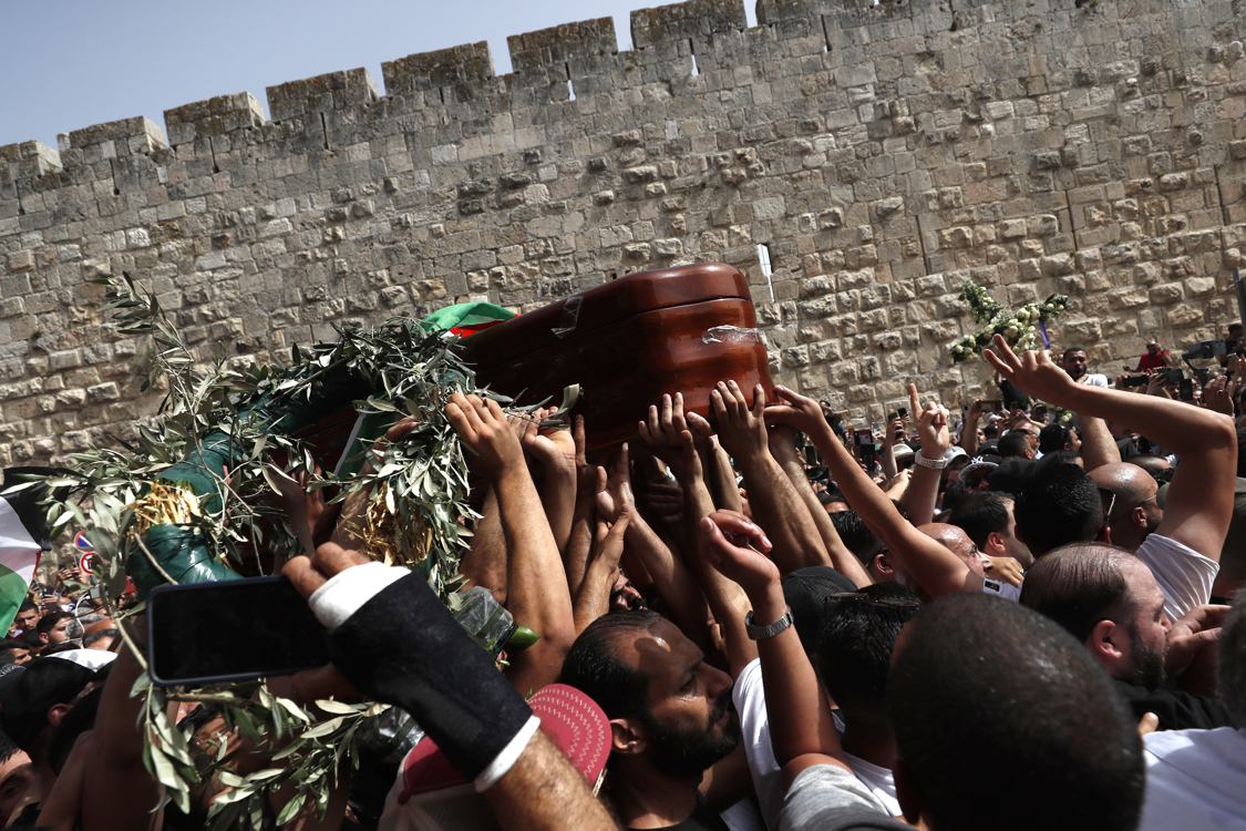 Imagen del funeral de la periodista Shireen Abu Akleh.