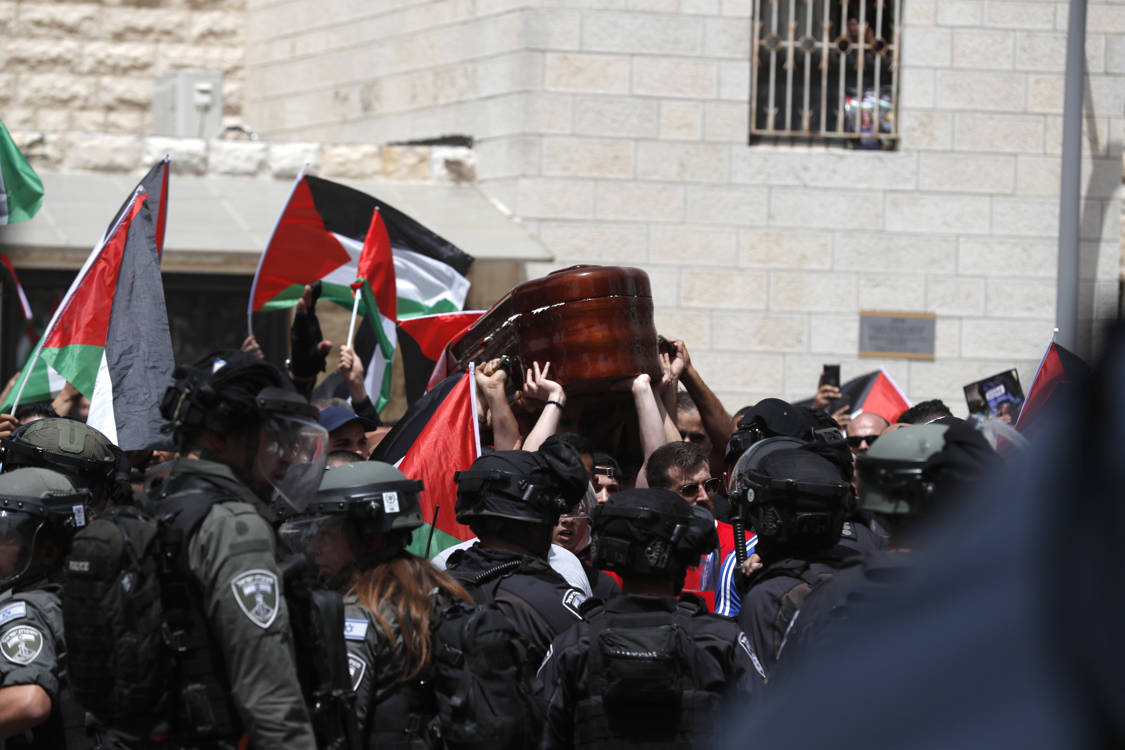 Imagen del funeral de la periodista Shireen Abu Akleh.
