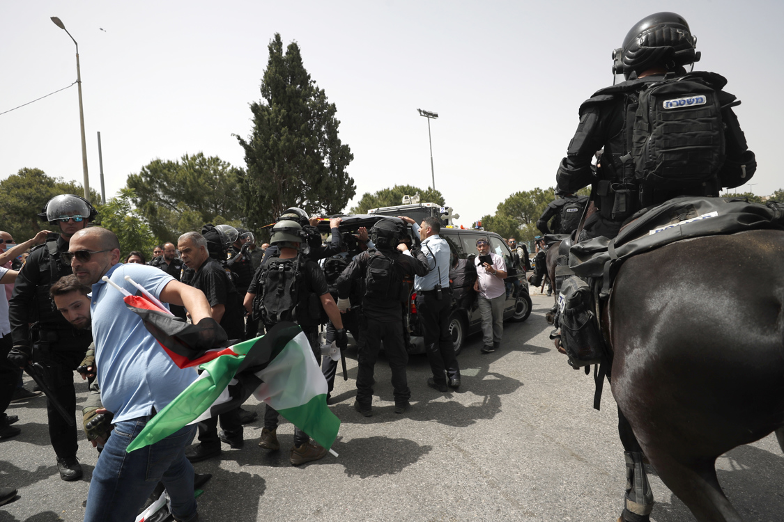 Imagen del funeral de la periodista Shireen Abu Akleh.
