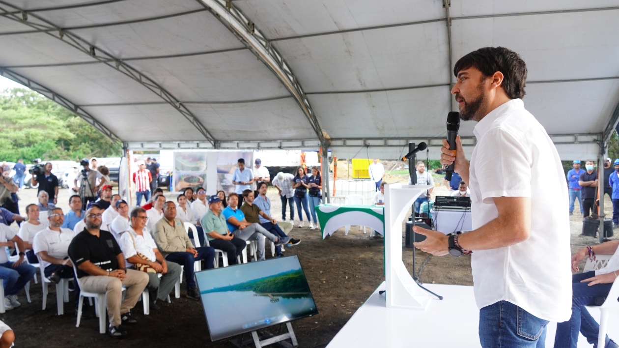 El Alcalde de Barranquilla, Jaime Pumarejo.