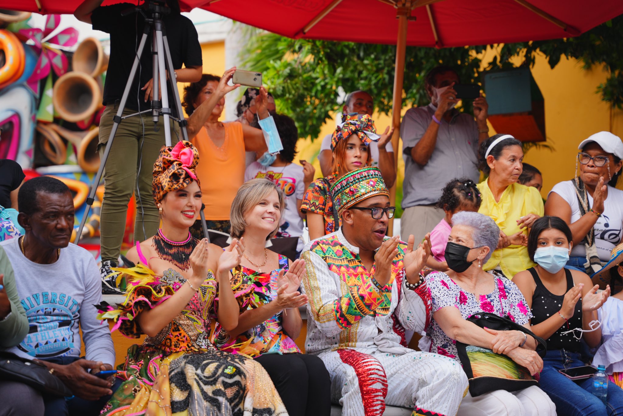Los reyes del Carnaval 2022 asistieron al festival.