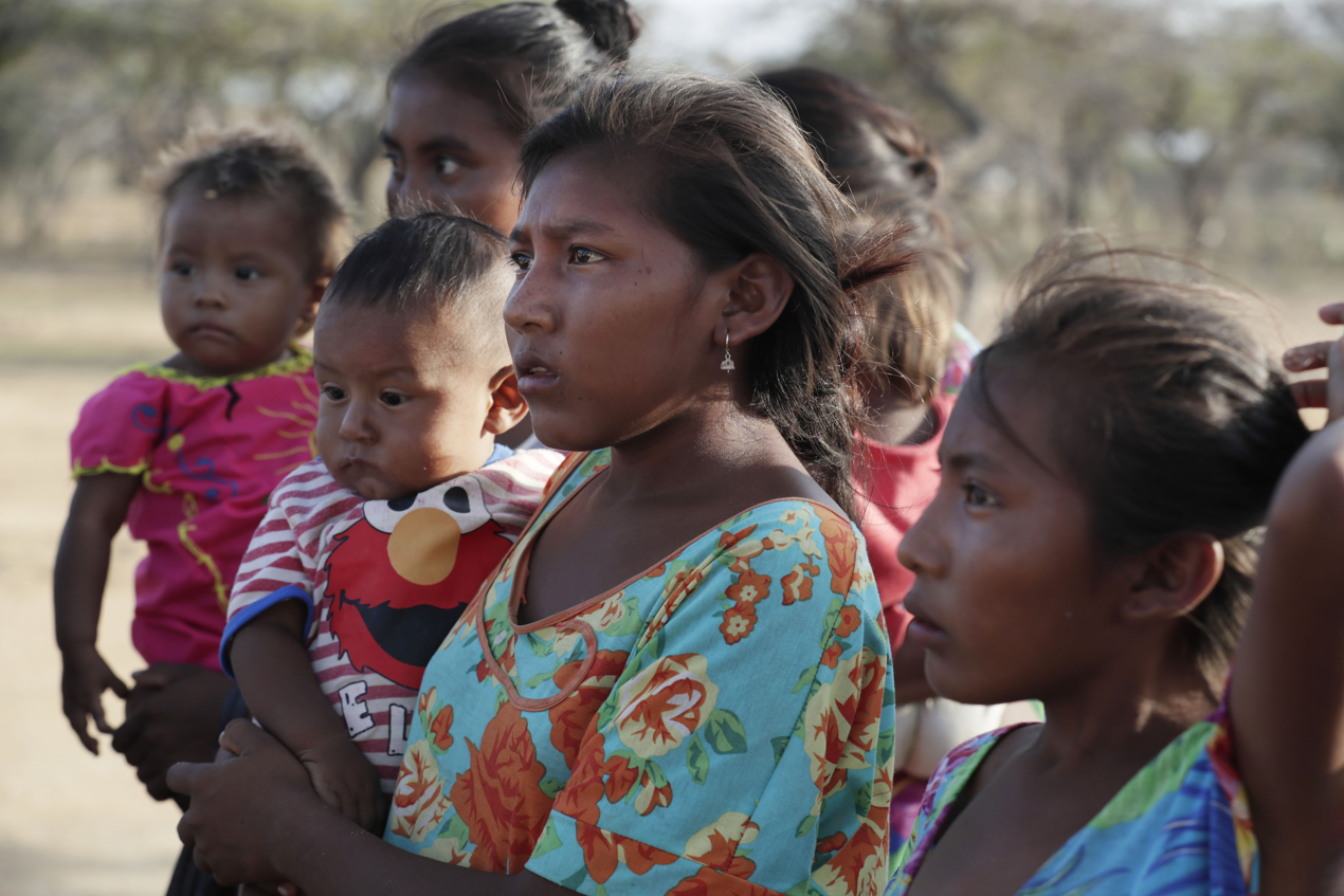 Postales de habitantes en La Guajira.