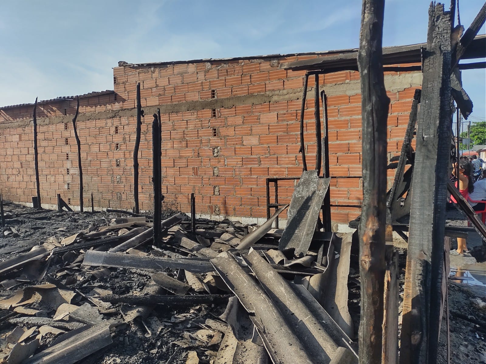 La desolación que dejó el incendio en Bendición de Dios