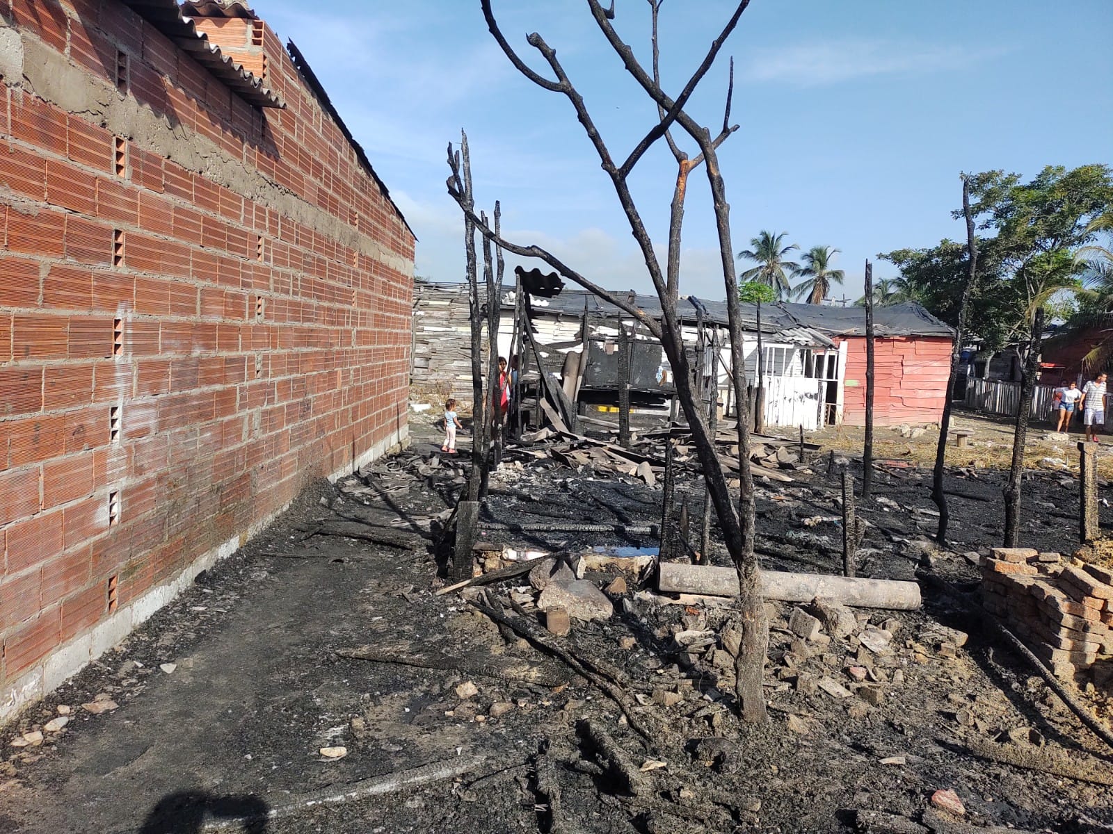 La desolación que dejó el incendio en Bendición de Dios