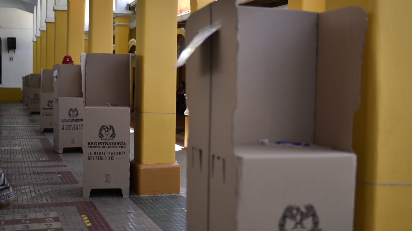 Baja votación en primera vuelta de elección presidencial.