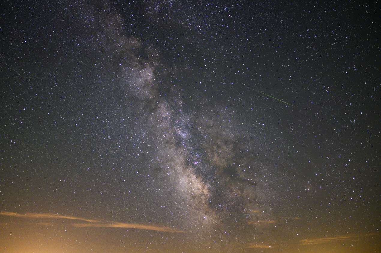 Vista de la Vía Láctea desde el páramo de La Lora, entre el observatorio astronómico de Cantabria y la comunidad de Castilla y León. 