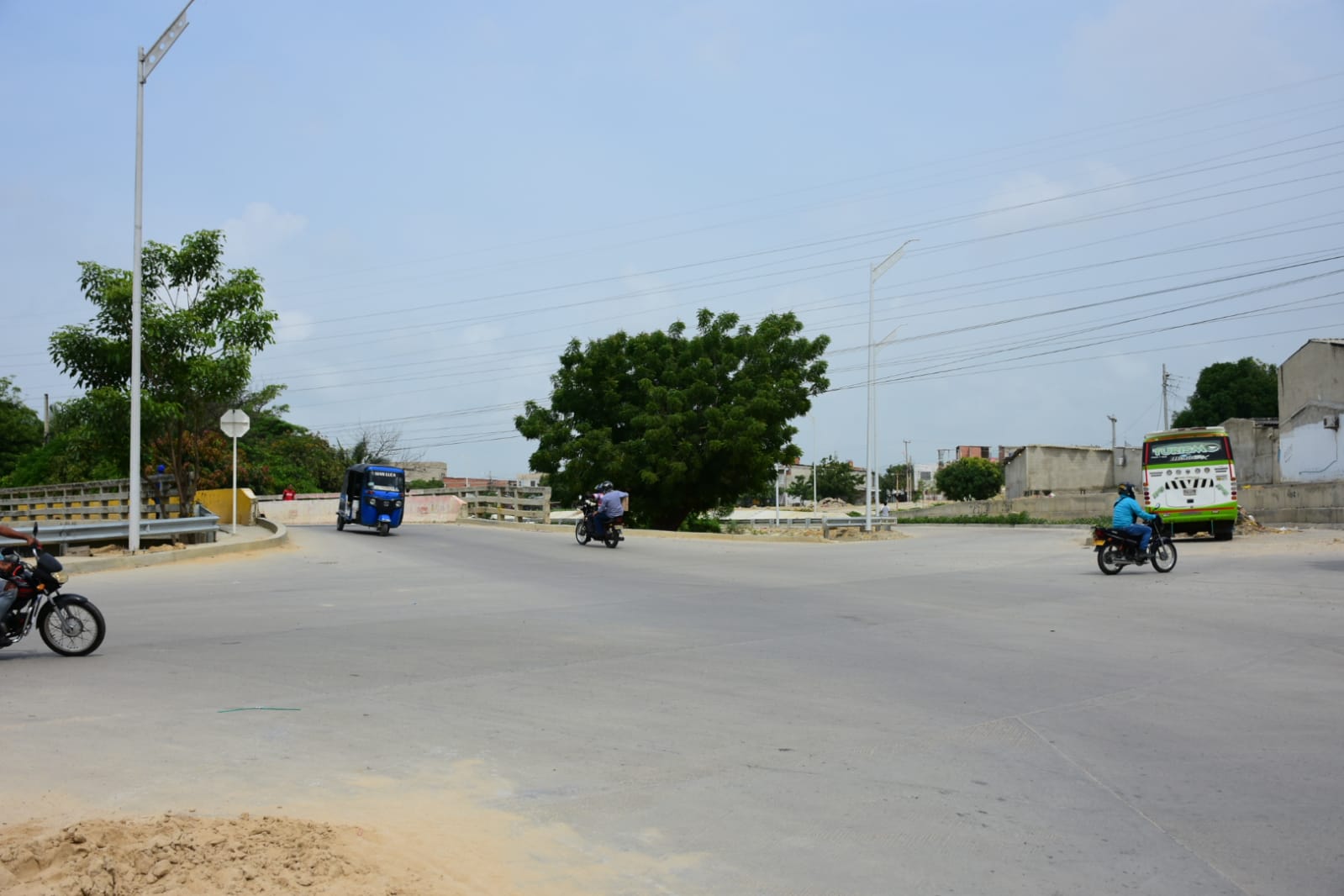 El corredor vial Salao-Platanal cuenta con una inversión de 45 mil millones de pesos.