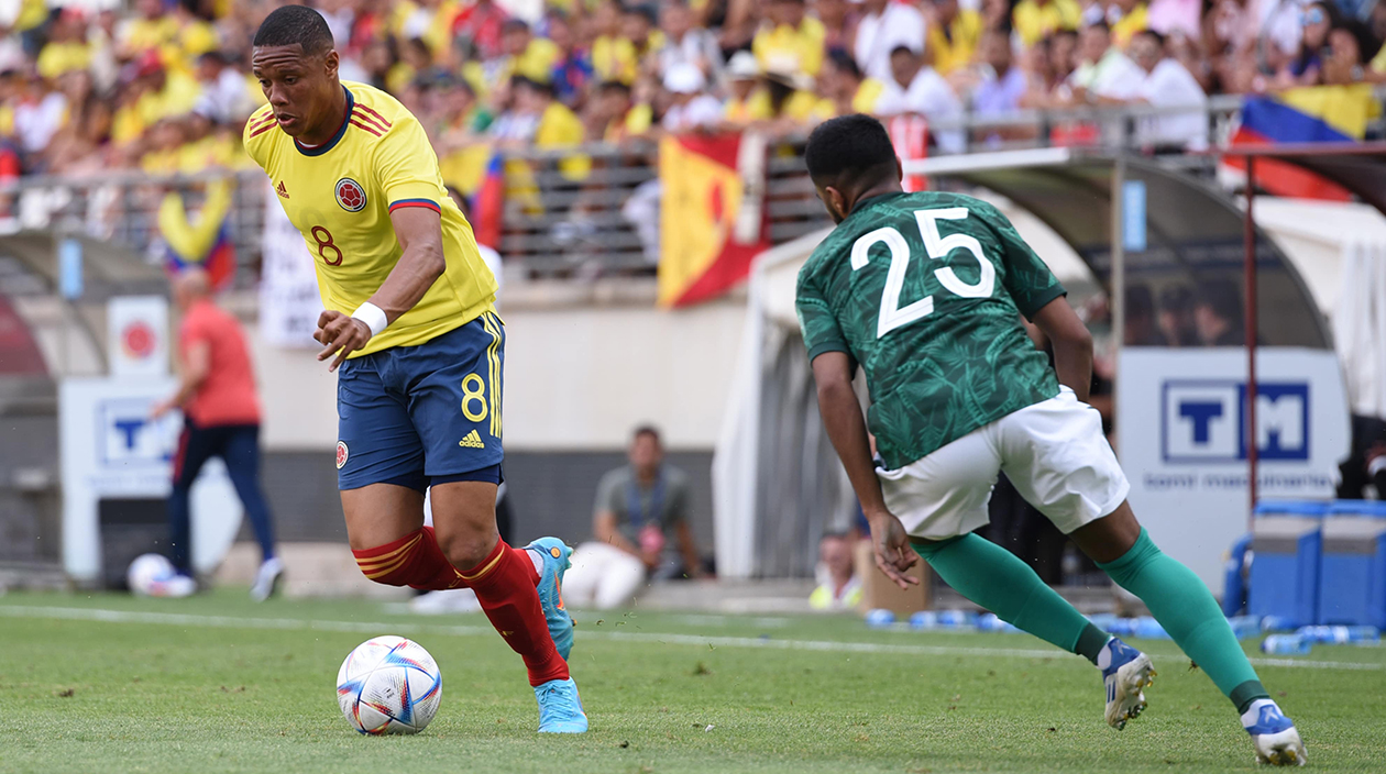 Yairo Moreno actuó por la banda izquierda. 