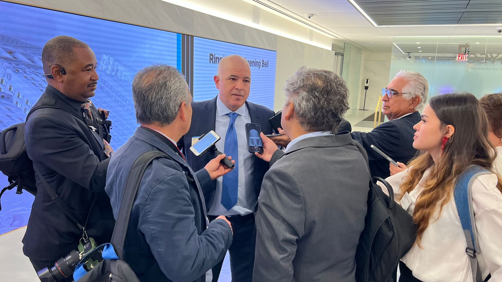 Christian Daes comparte con los periodistas acreditados la emoción de los momentos previos a la ceremonia.